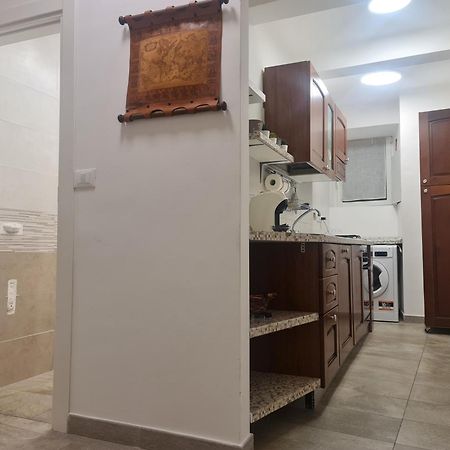 Ferienwohnung Trilocale Nel Centro Di Sampierdarena Genua Exterior foto