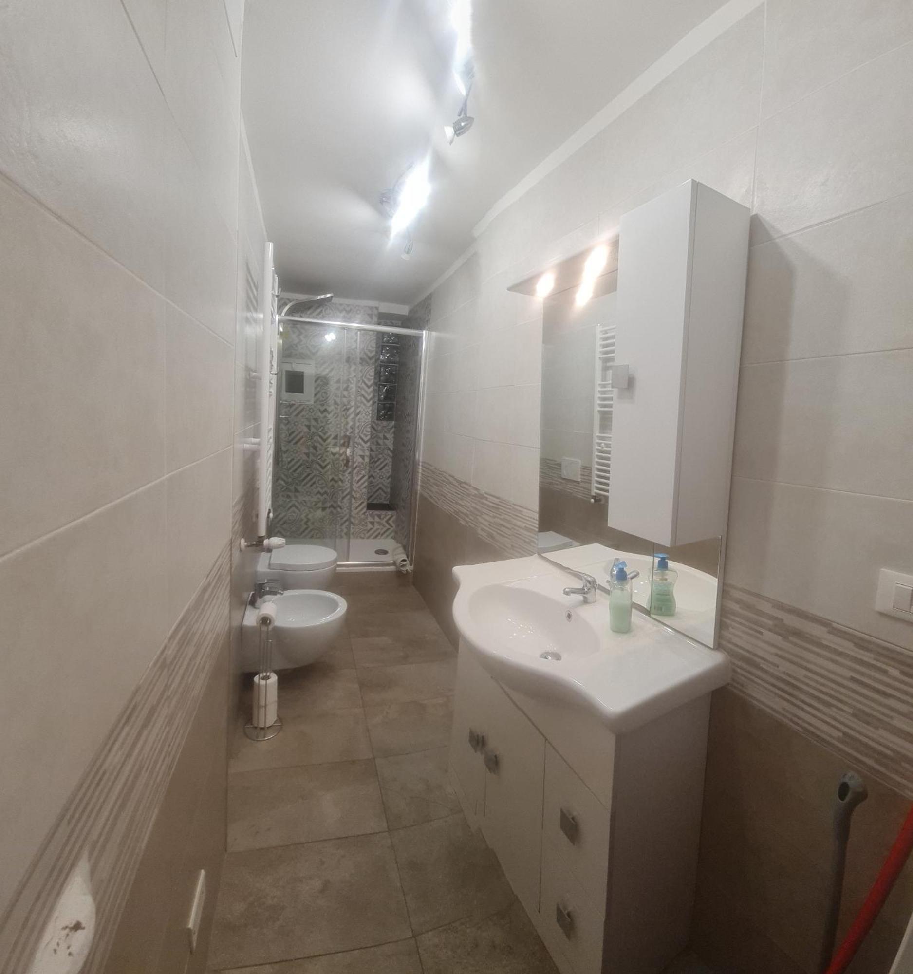 Ferienwohnung Trilocale Nel Centro Di Sampierdarena Genua Exterior foto